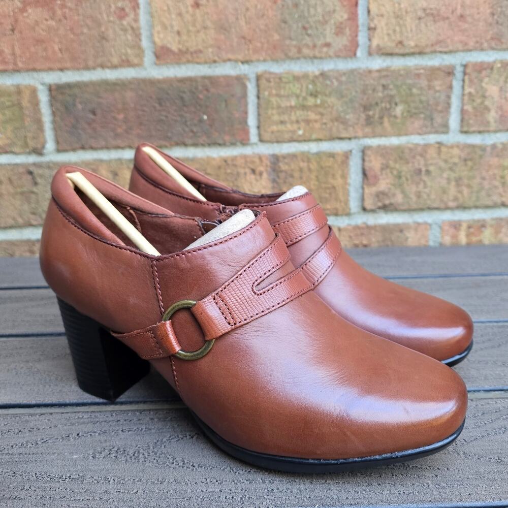 Heeled Shootie Clarks Bendables Katy Promise Size 8W Brown Leather Oxford Bootie
